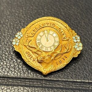 Vintage Atlantic City 1911 Gold Brooch